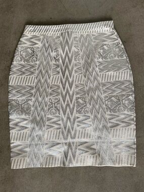 Women's Patterned Gray and White Pencil Skirt